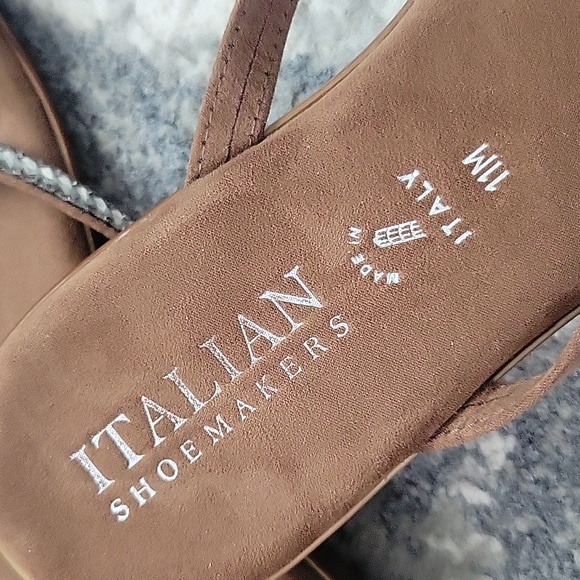 Italian Sandals - Picture 5 of 6